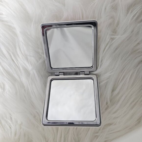 Handheld New Cosmetic Makeup Mirror - Picture 2 of 2